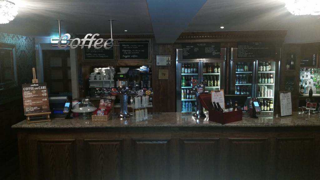 The Three Tuns Hotel Wetherspoon Thirsk Zewnętrze zdjęcie